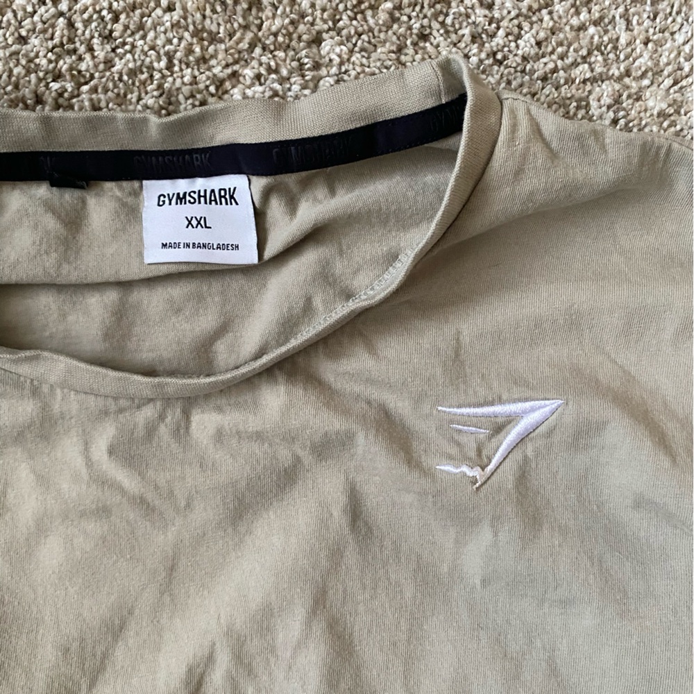 Men’s Gym Shark Long Sleeve Tee
